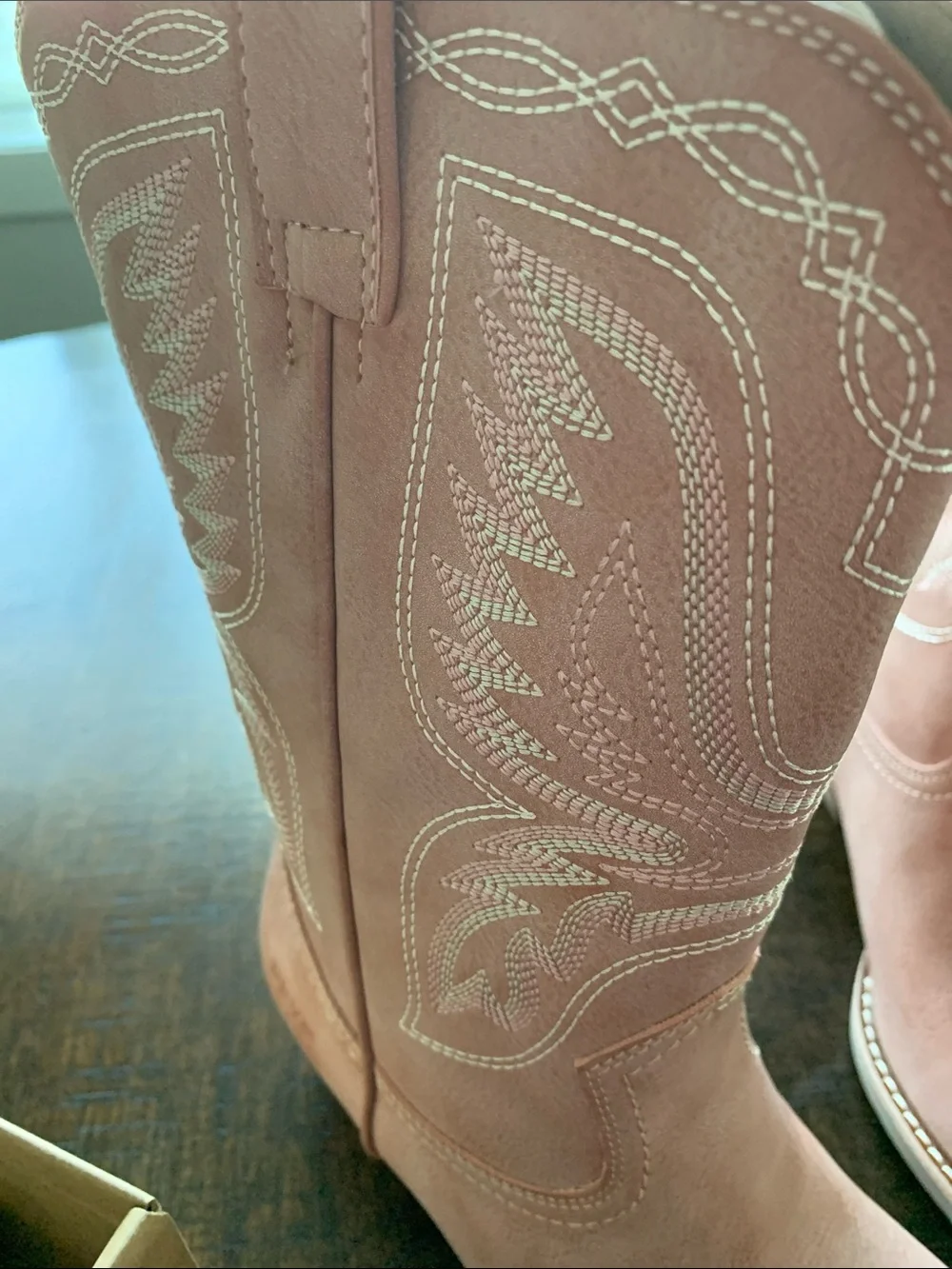 FRYE AND CO. Irlene Short Deco Stitch Dusty PinkLeather Western Ankle Boots
